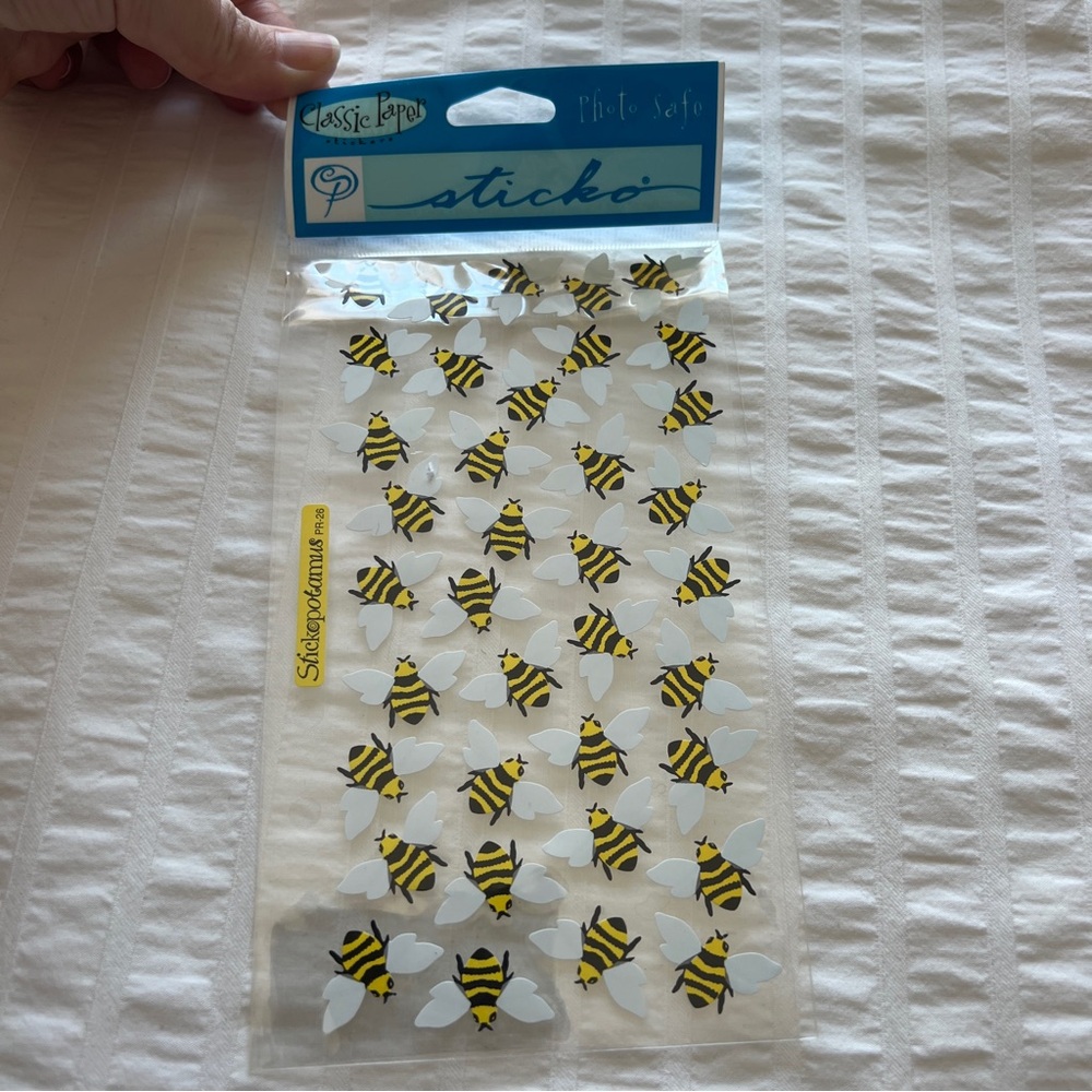 NWT EK Success Sticko Classic Paper Photo Safe Bees Sticker Set